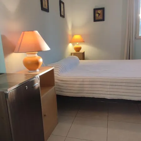 A Font Margout - Calme - 4km De - Petit-dejeuner