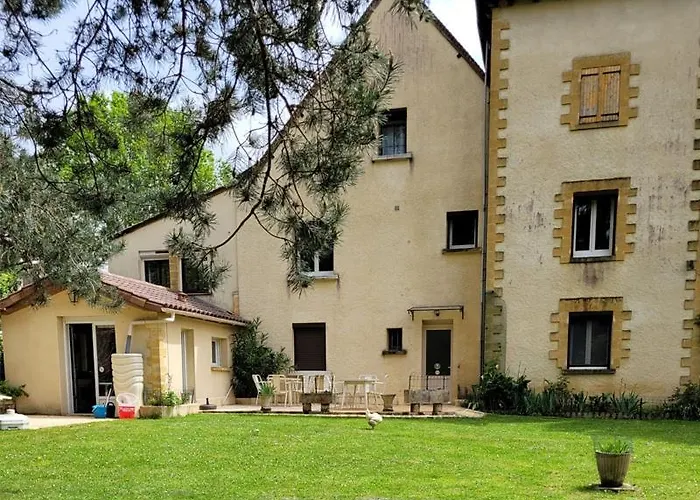 A Font Margout - Calme - 4km De - Petit-dejeuner