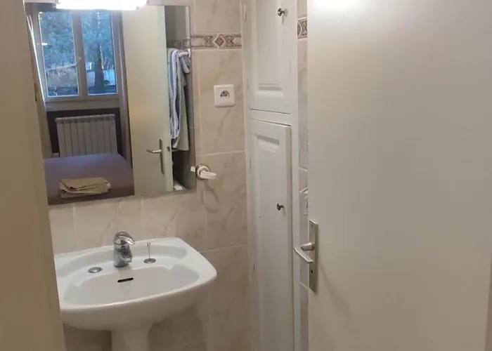 à Font Margout - Calme - 4km De - Petit-déjeuner Sarlat