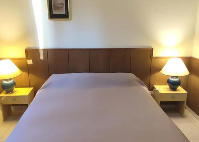 A Font Margout - Calme - 4km De - Petit-dejeuner Bed & Breakfast *